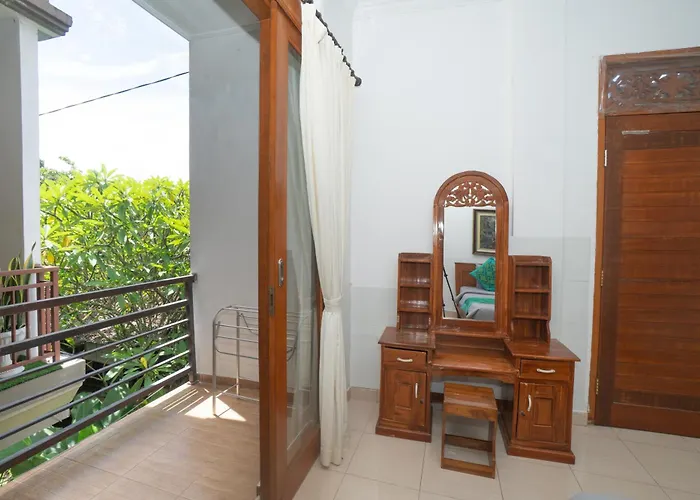 Pak Vo House By The Travel Bali 3*